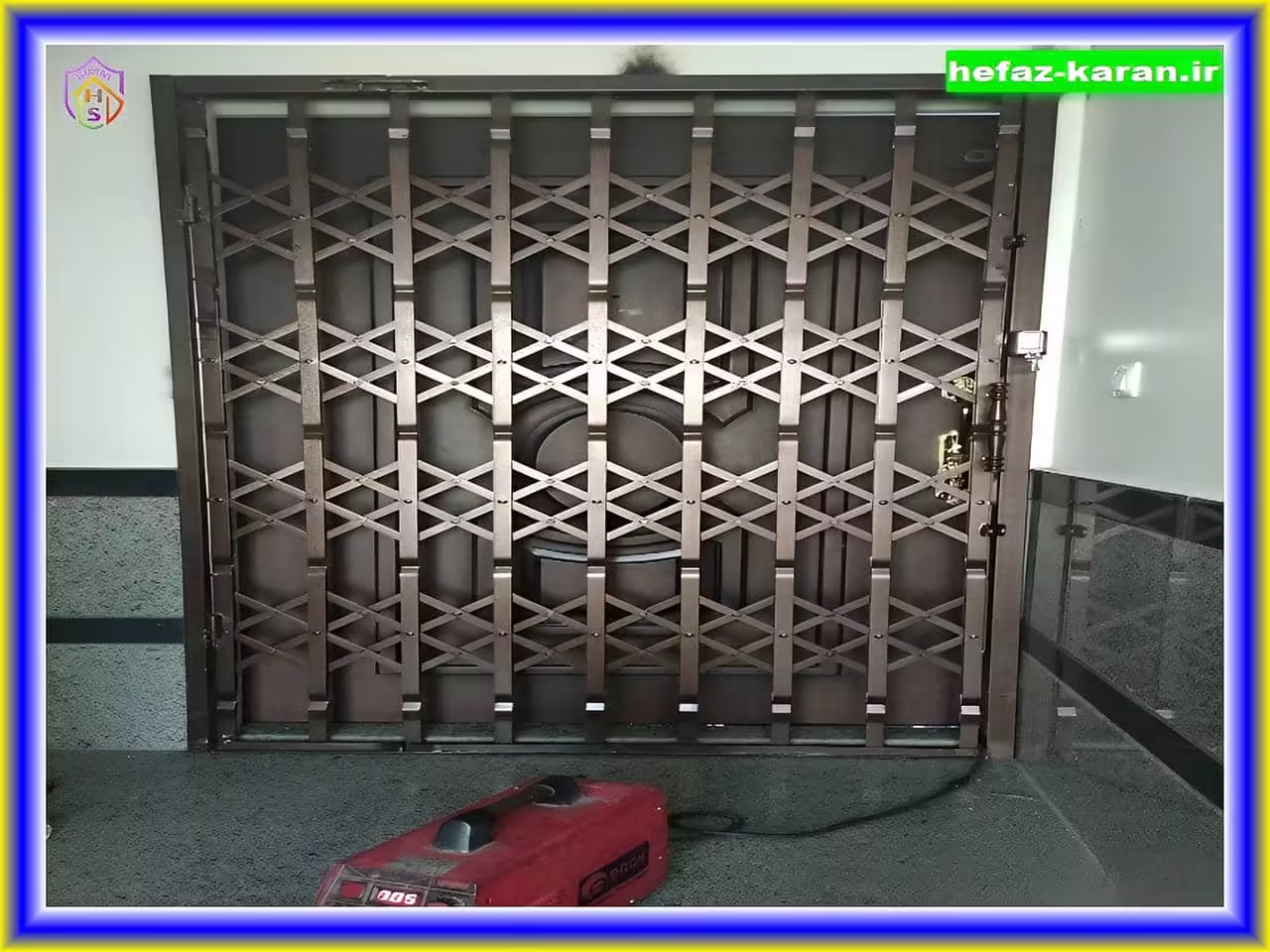 درب آکاردئونی مدل ۴ ردیف لوزی