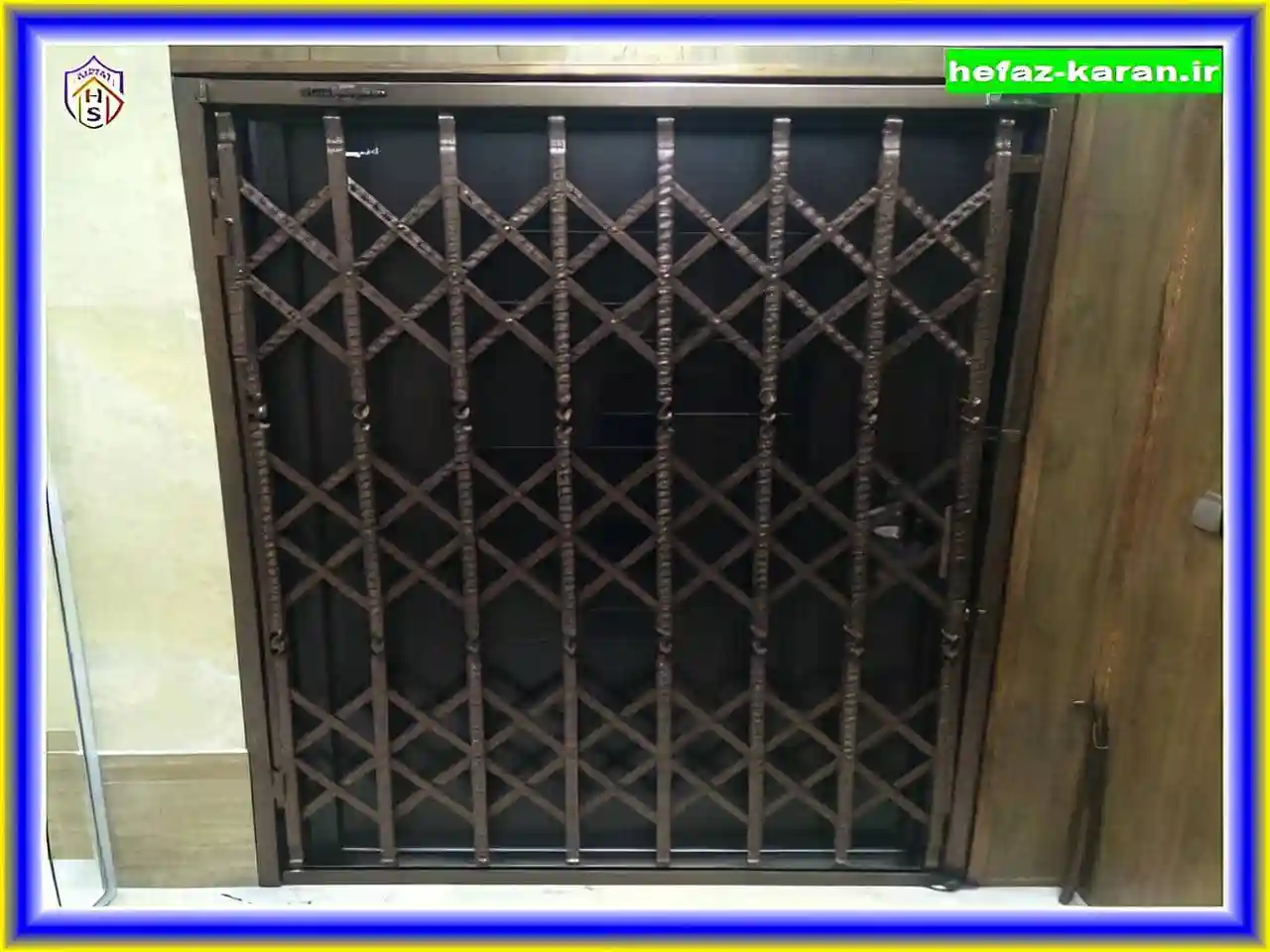 معایب درهای آکاردئونی