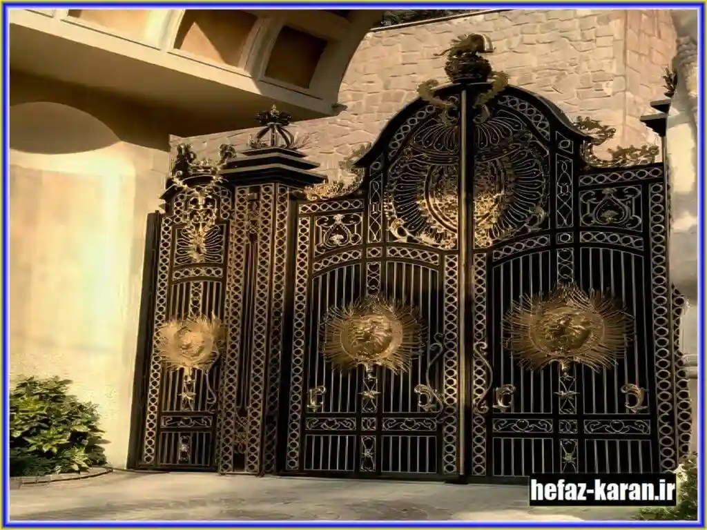 کارخانه حفاظ کاران؛ گزینه ای مطمئن برای خرید درب حیاط ساختمان کارخانه حفاظ کاران؛ گزینه ای مطمئن برای خرید درب حیاط ساختمان