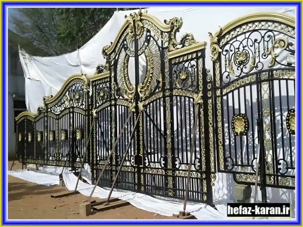 انتخاب درب حیاط انتخاب درب حیاط