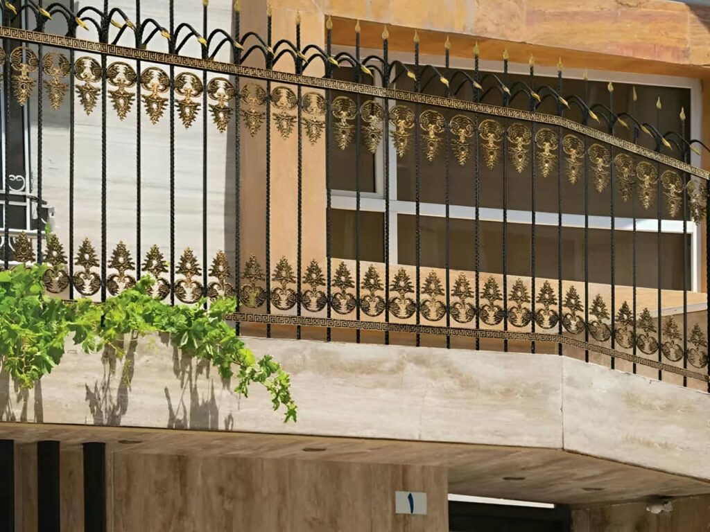 حفاظ دیوار حفاظ دیوار