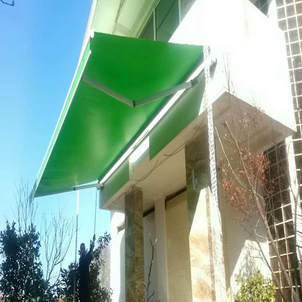 سایبان‌ برقی بازویی (تراس و بالکن)