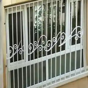 حفاظ پنجره مدل گل نیلوفری