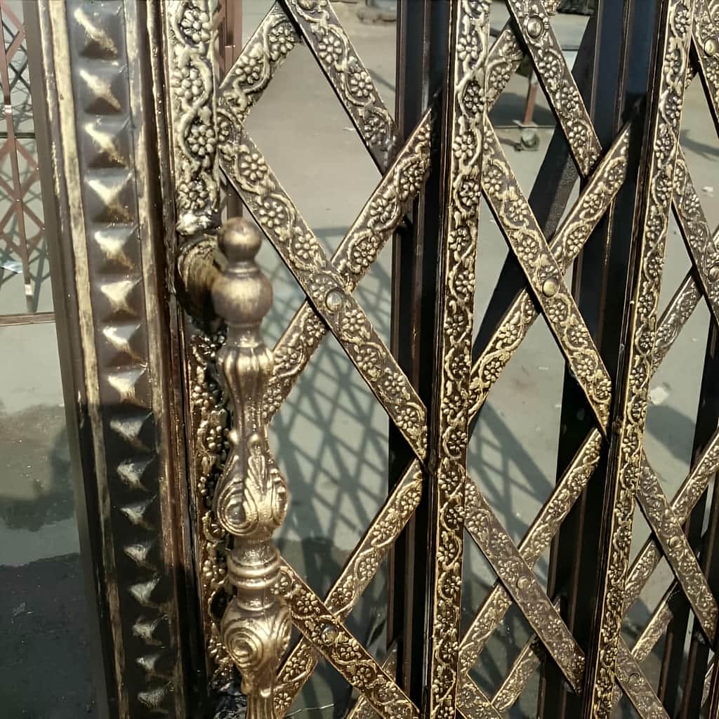 خرید حفاظ آکاردئونی سلطنتی