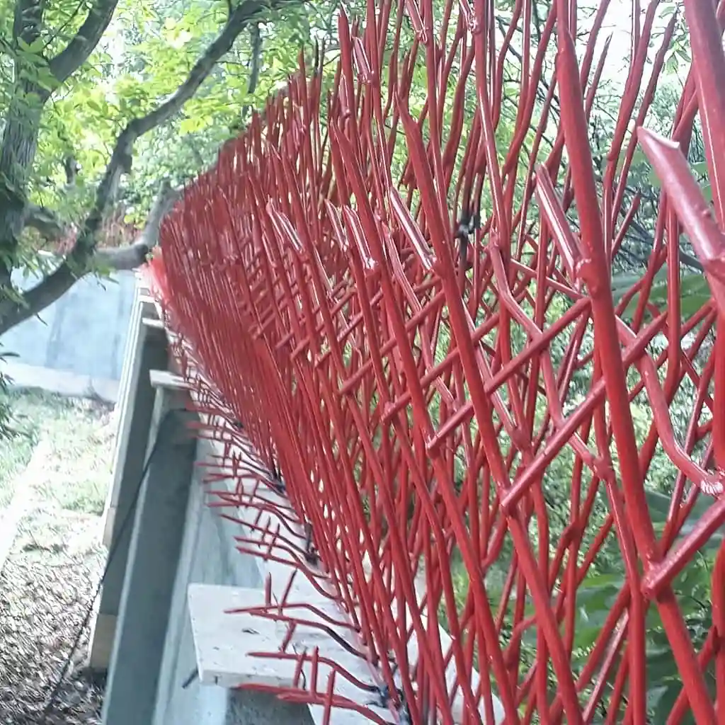 حفاظ فلزی بوته ای