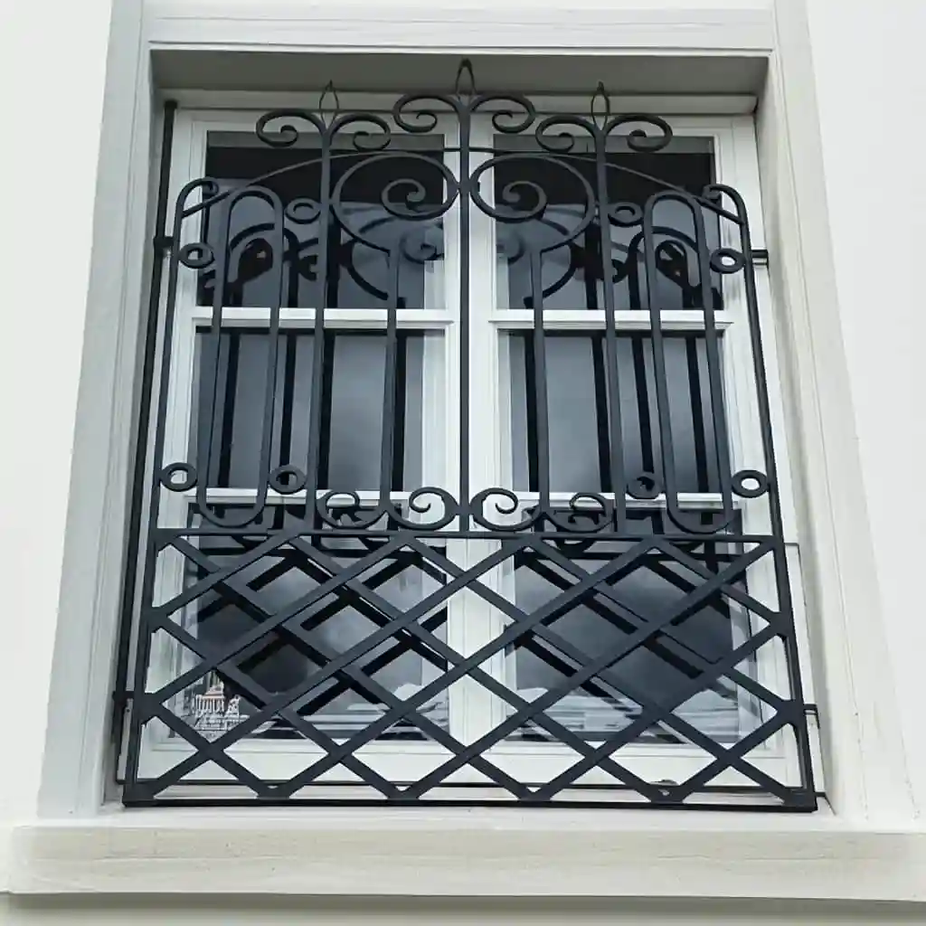 حفاظ پنجره رنگ کوره ای