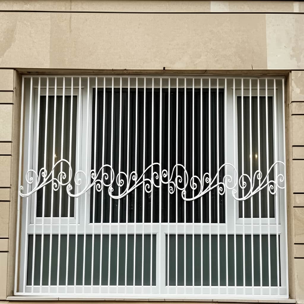 قیمت حفاظ پنجره گل نیلوفری