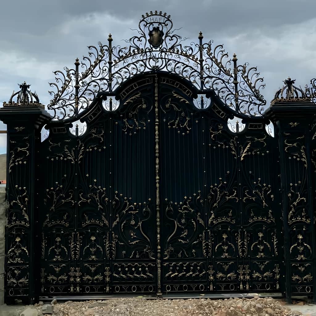 نصب تخصصی درب الیزه دو لنگه