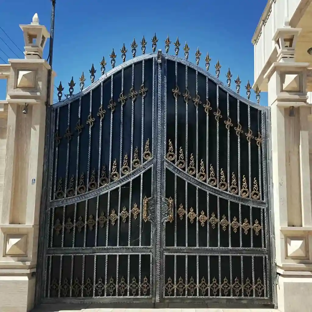 نصب درب انگلیسی سفارشی