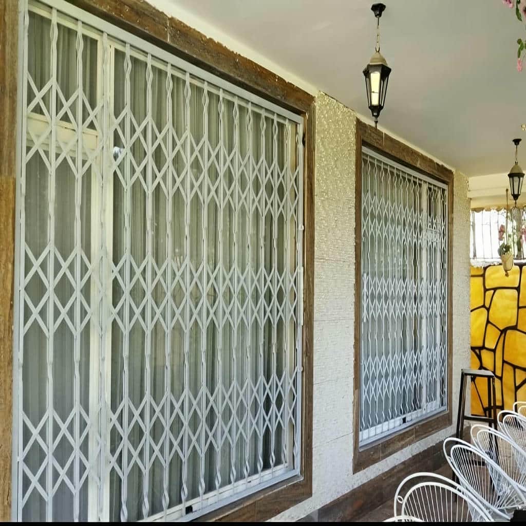 نصب درب آکاردئونی منزل رنگ مقاوم در هشتگرد