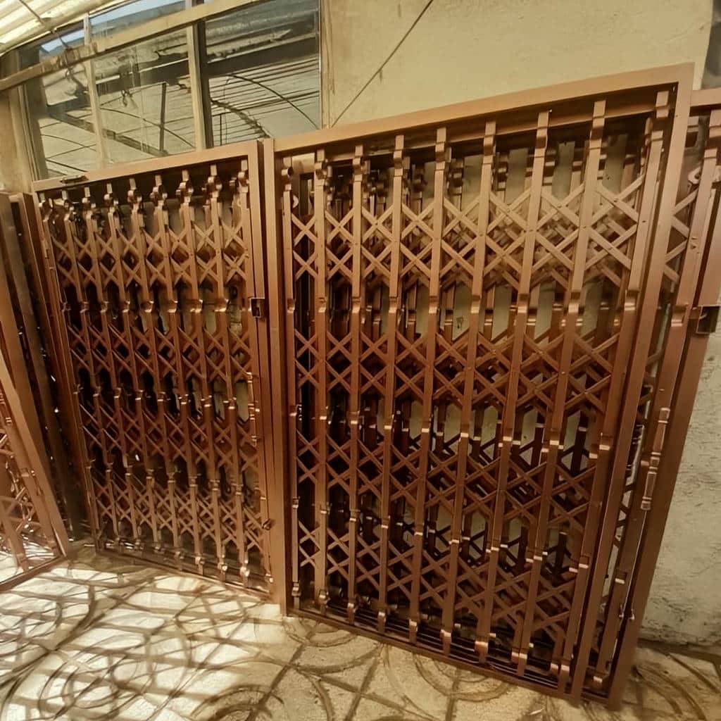 خرید درب آکاردئونی منزل لوکس در گنبدکاووس