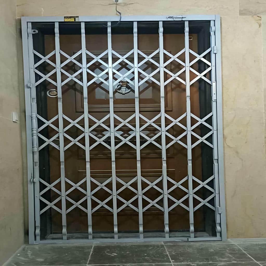 نصب درب آکاردئونی منزل مقاوم در محمودآباد