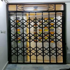درب آکاردئونی منزل در هشتگرد