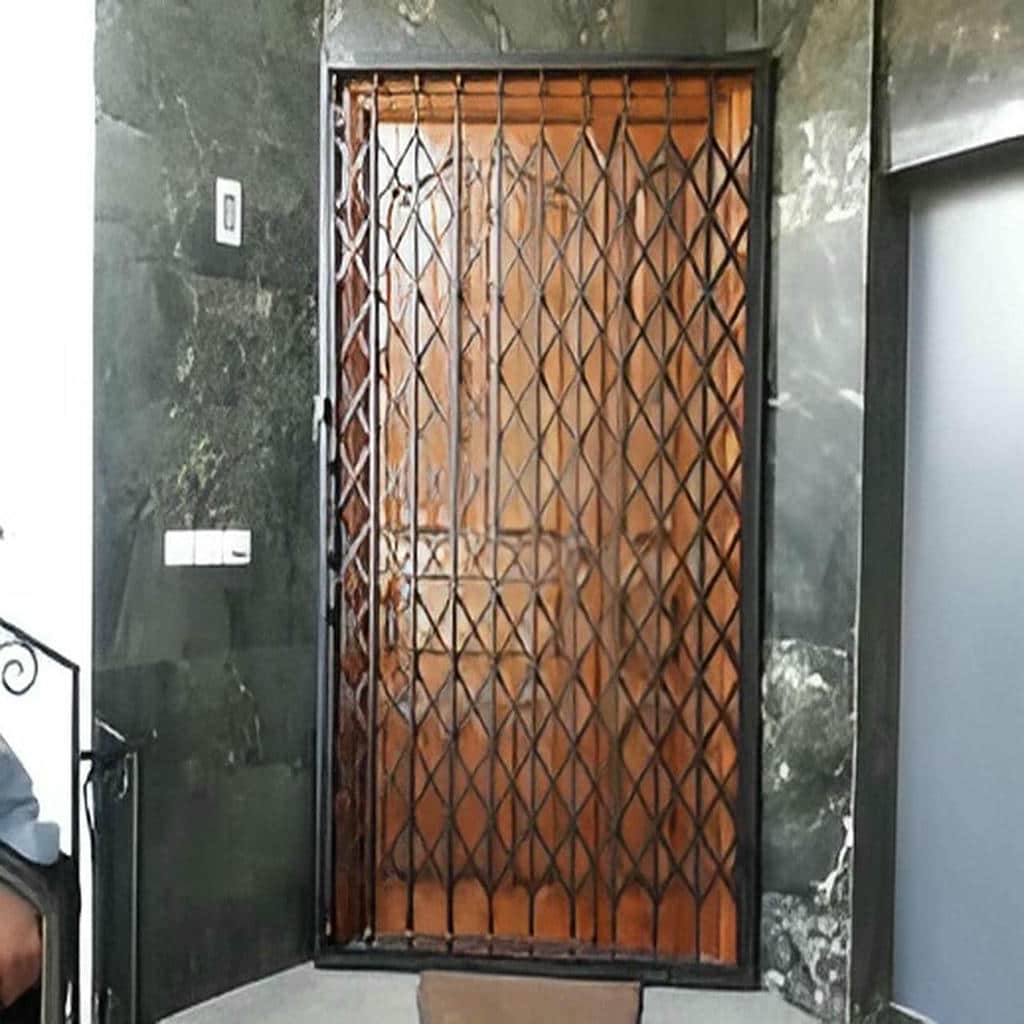 نصب درب آکاردئونی منزل رنگ مقاوم در آبادان