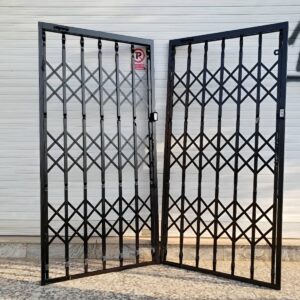 درب آکاردئونی منزل در قزوین