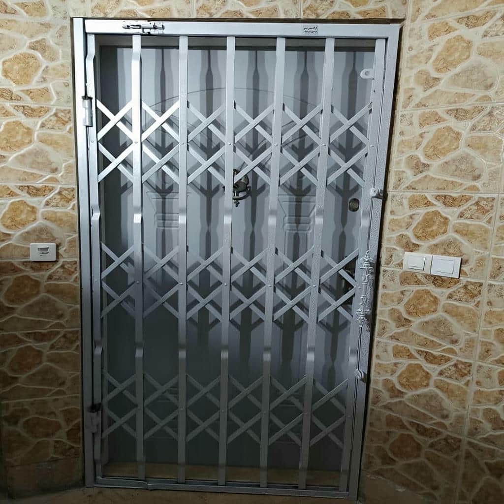 فروش درب آکاردئونی منزل حرکت روان در کمال شهر