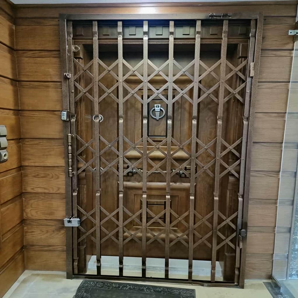 قیمت درب آکاردئونی منزل اداری در آمل