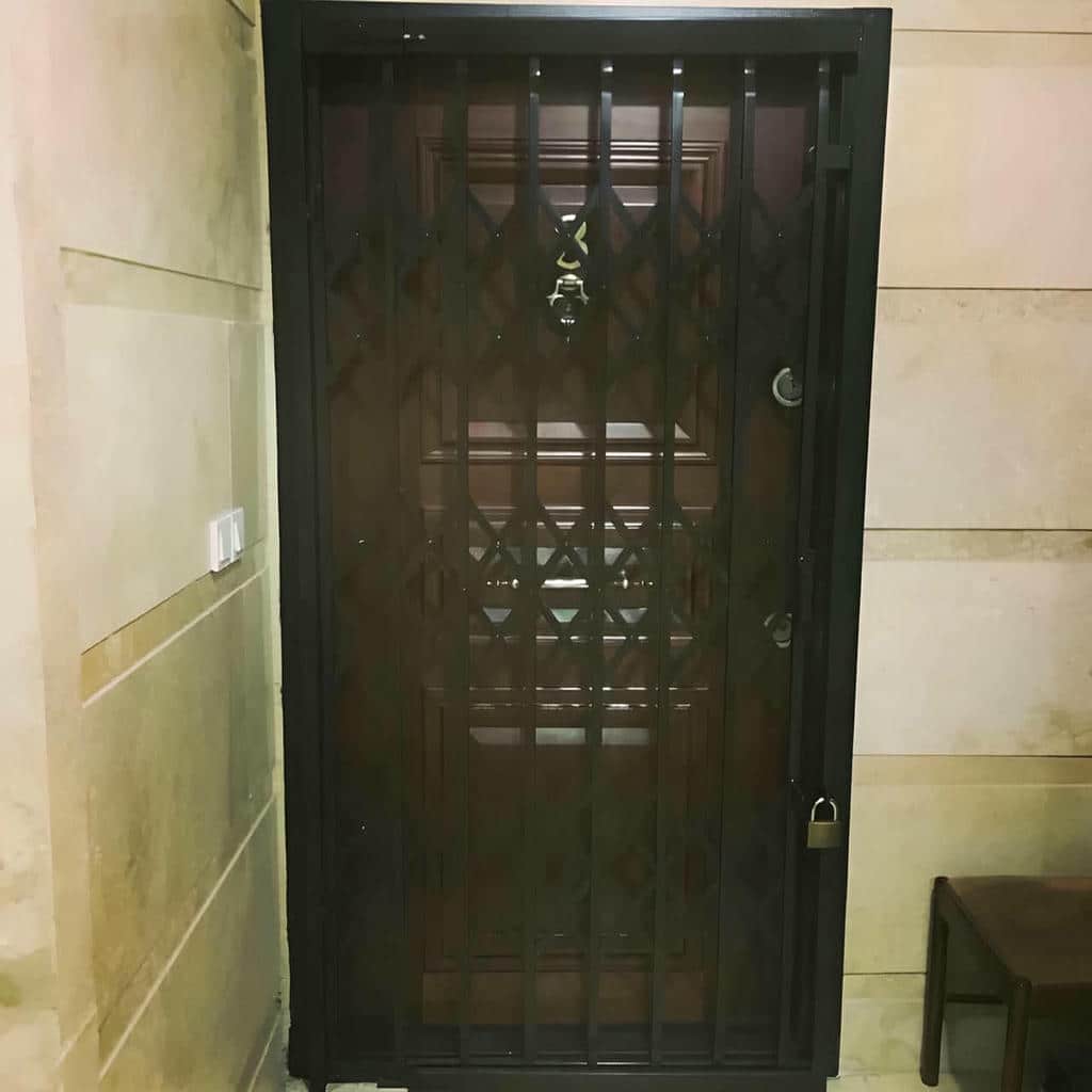 فروش درب آکاردئونی منزل حرکت روان در اندیشه