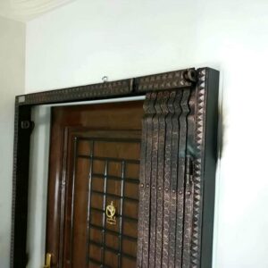 درب آکاردئونی منزل در اصفهان