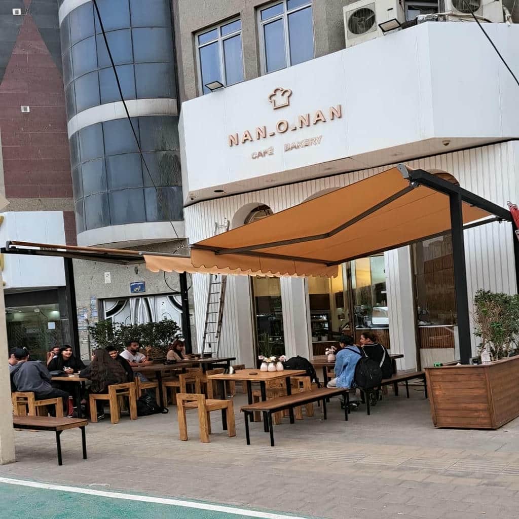 نصب سایبان برقی کنترلی بارانگیر در محمدشهر