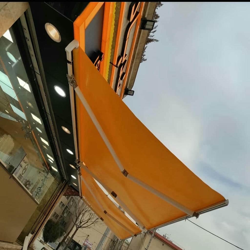 نصب سایبان برقی کنترلی کافه در آبادان