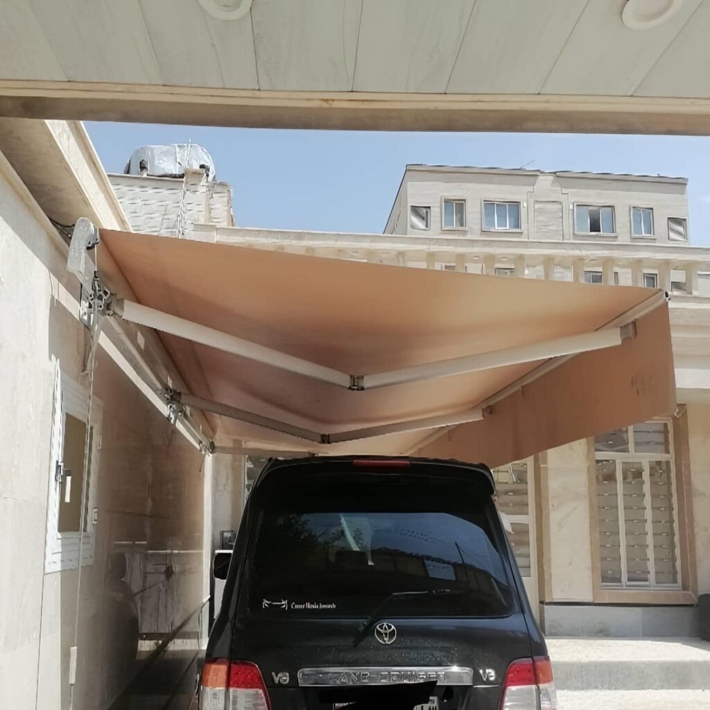 نصب سایبان برقی کنترلی کافه در اصفهان