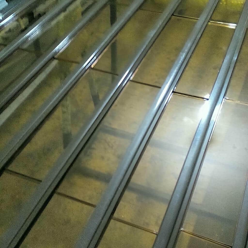 نصب کرکره برقی کنترلی رنگ هماهنگ در قائمشهر