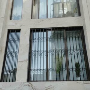 حفاظ پنجره نرده ای در اصفهان