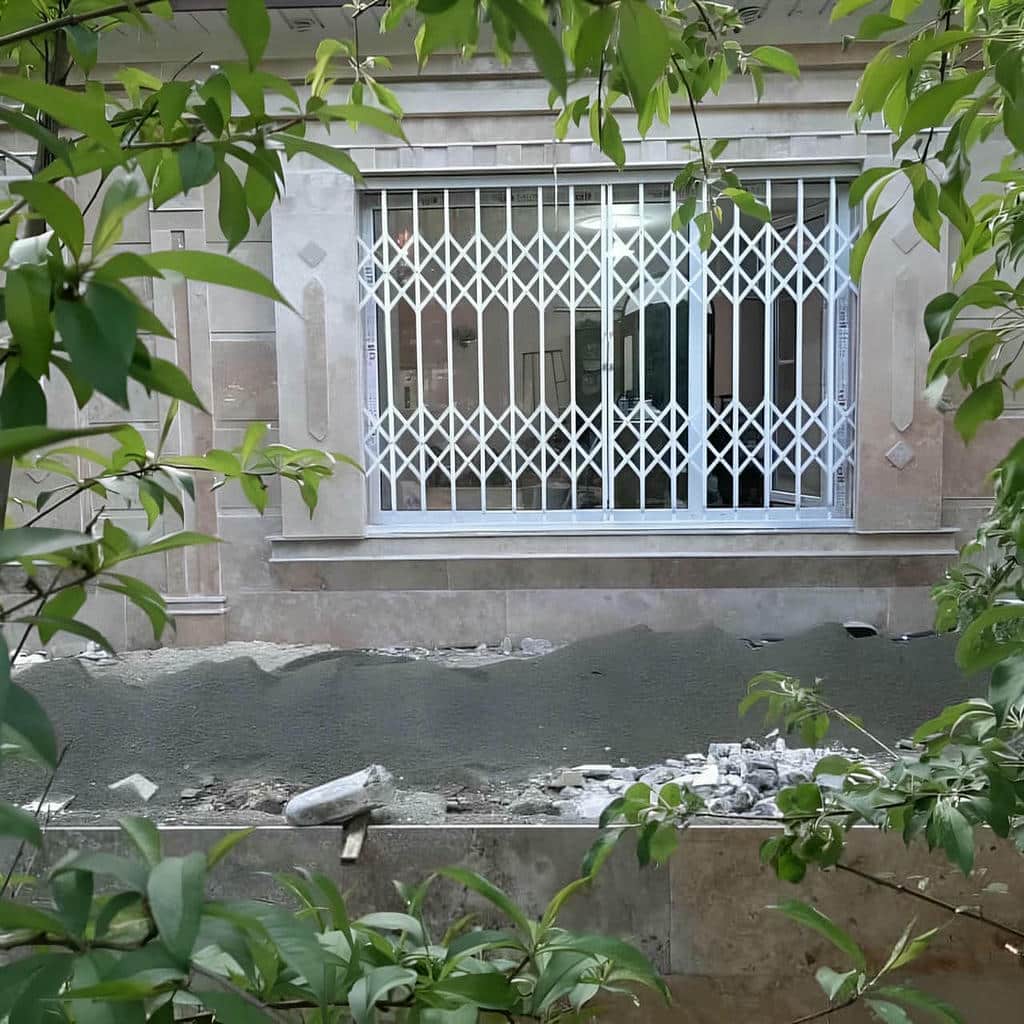 حفاظ پنجره نرده ای در قم