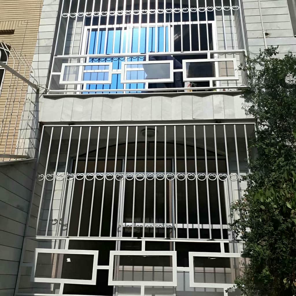حفاظ پنجره نرده ای در کیش