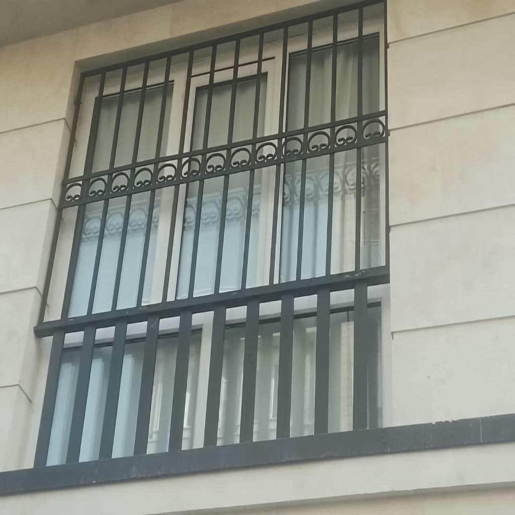 نصب حفاظ پنجره نرده ای مدرن در سمنان