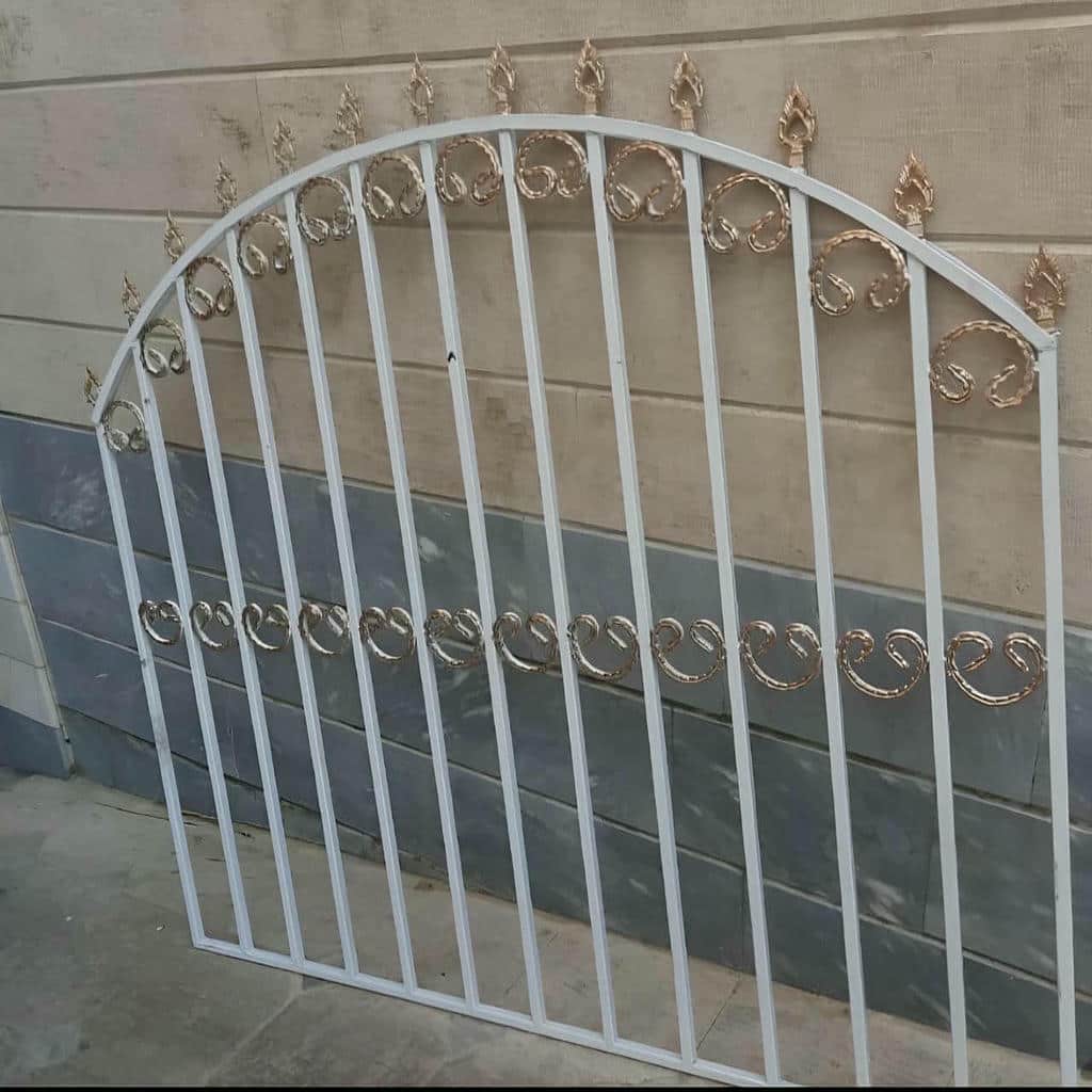 حفاظ پنجره نرده ای در قزوین