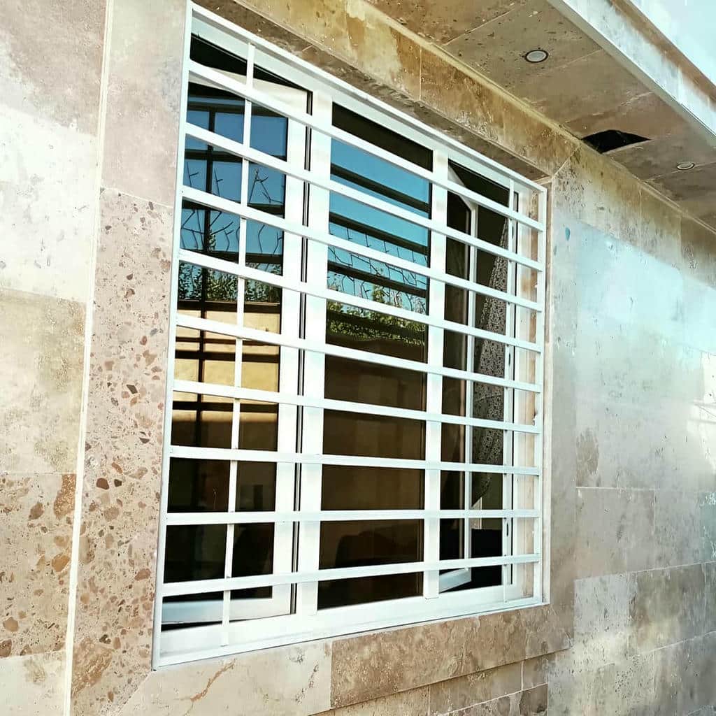 نصب حفاظ پنجره نرده ای مدرن در فیروزکوه
