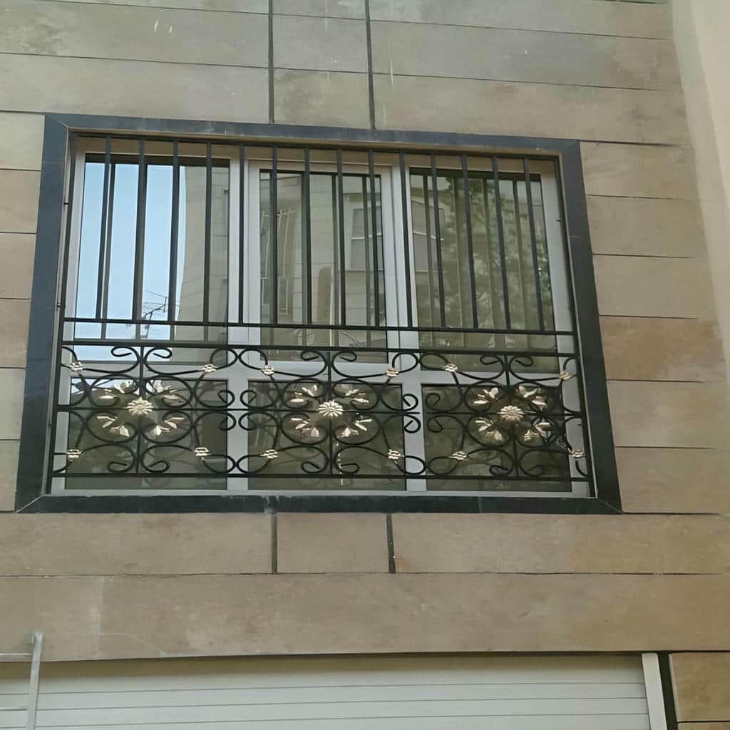 حفاظ پنجره نرده ای در کرمانشاه