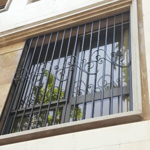 حفاظ پنجره نرده ای در نظرآباد