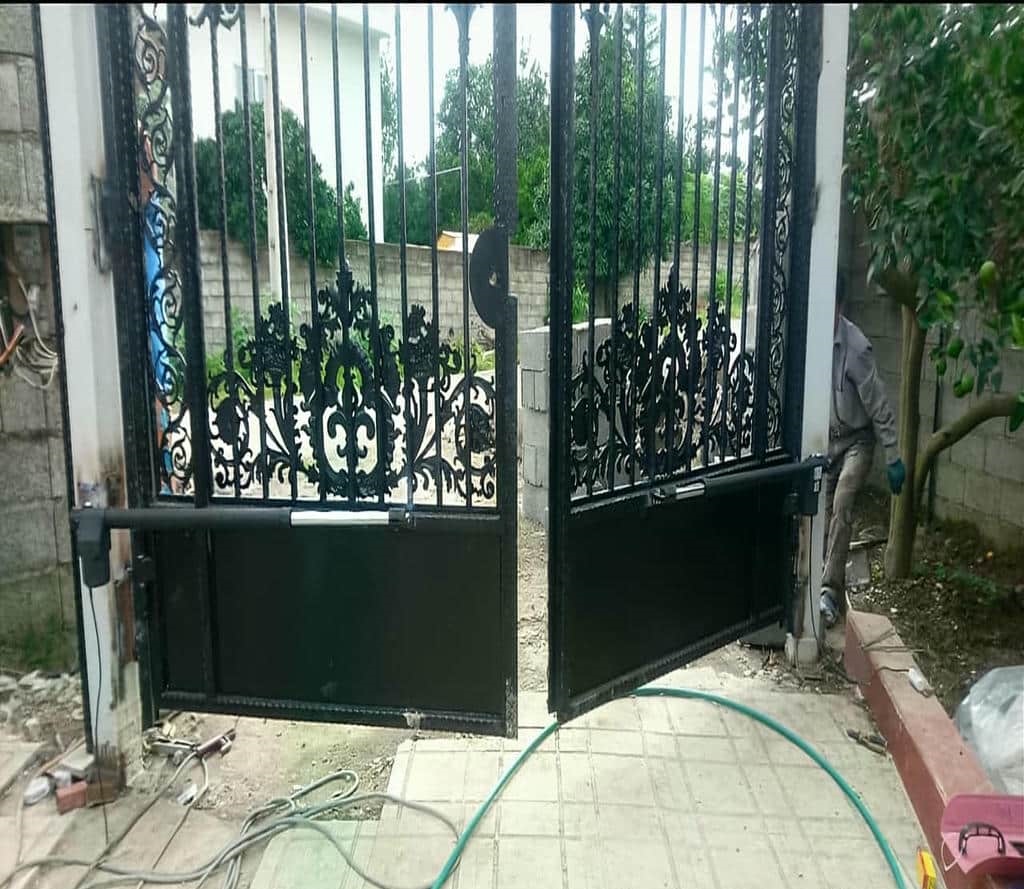 جک درب پارکینگ برقی در شیراز