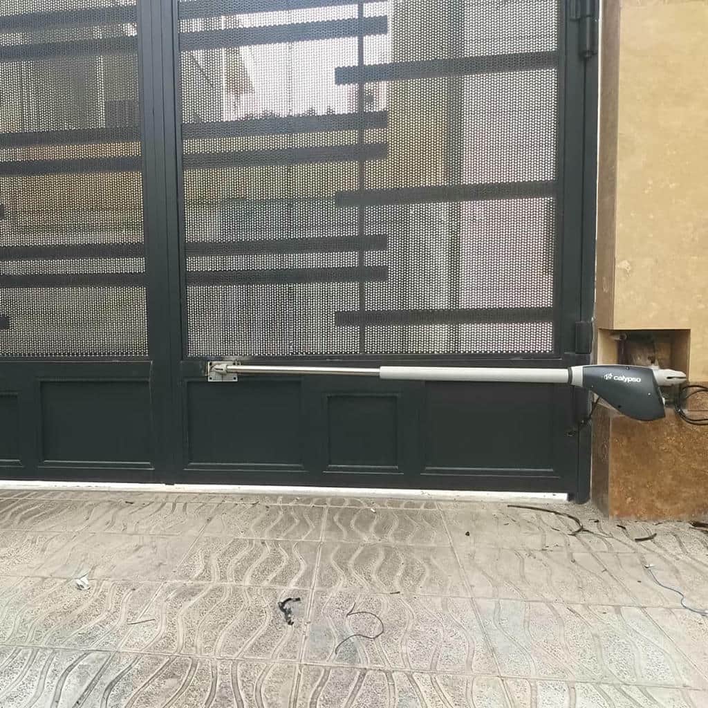 فروش جک درب پارکینگ برقی ریموتی در رفسنجان