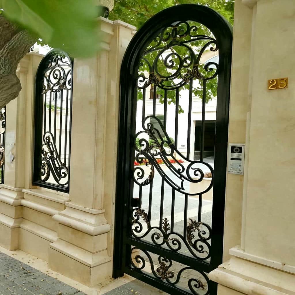 قیمت درب فرفورژه حیاط ویلایی مدرن در هشتگرد