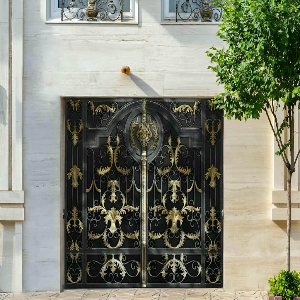 نصب درب فرفورژه حیاط ویلایی ساده در طالقان