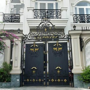 درب فرفورژه حیاط ویلایی در نظرآباد