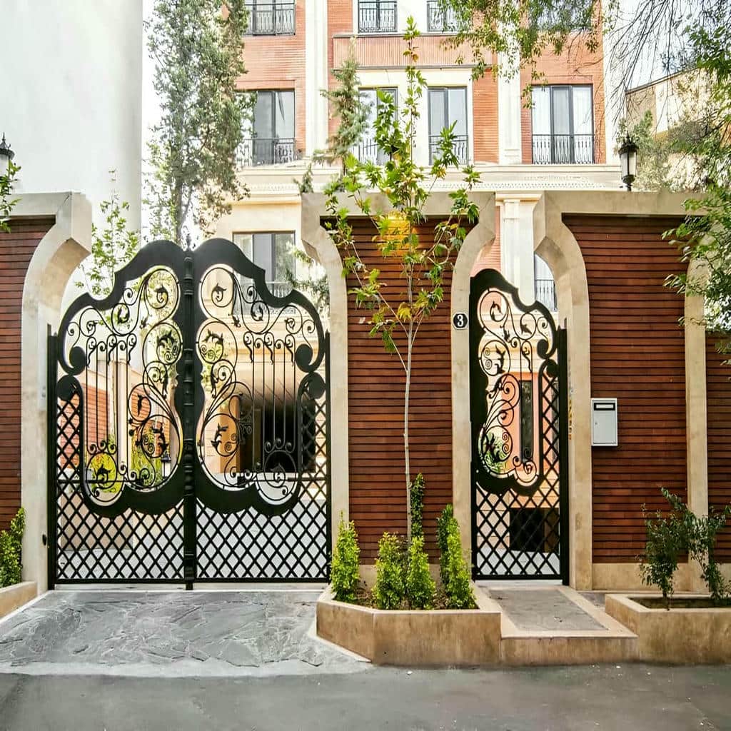 خرید درب فرفورژه ویلایی کلاسیک در گنبدکاووس
