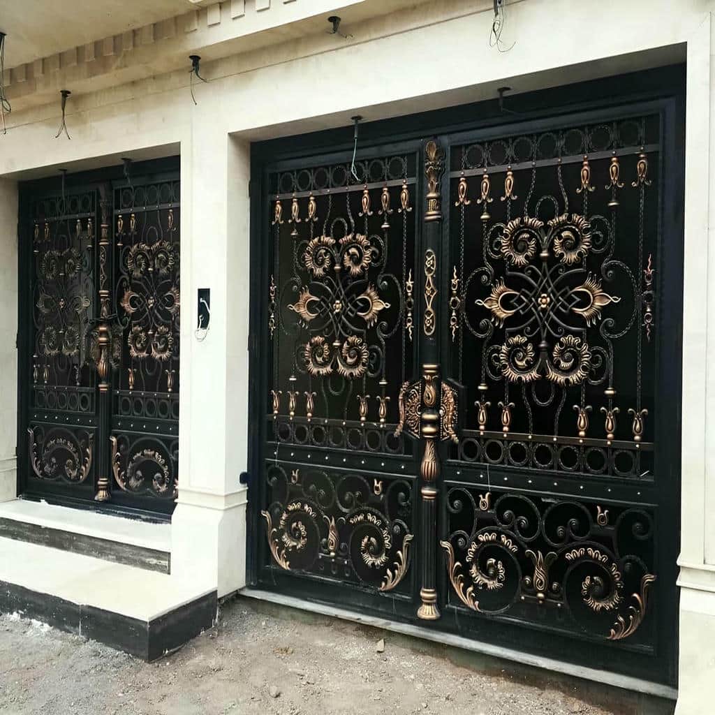 خرید درب فرفورژه ویلایی کلاسیک در سقز