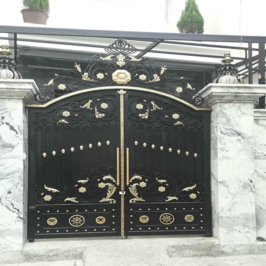 خرید درب فرفورژه ویلایی کلاسیک در بندرعباس