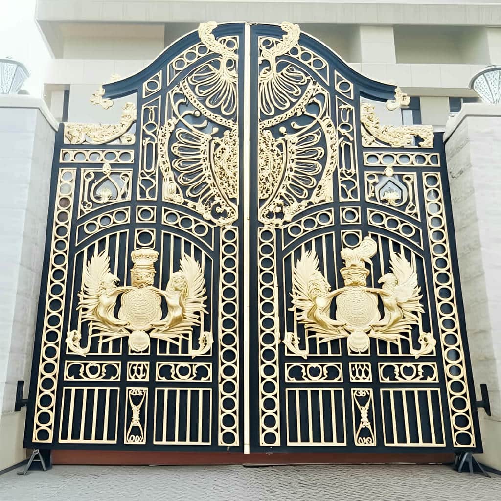 کارخانه درب فرفورژه حیاط ویلایی جوشکاری دقیق در کرج