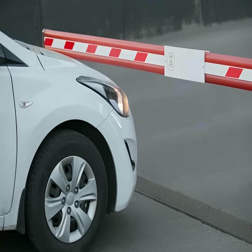 راهبند پارکینگ منازل شخصی با بازوی متحرک در ورودی نصب راهبند پارکینگ منازل شخصی