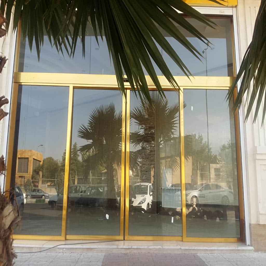 خرید درب اتوماتیک شیشه ای برای فروشگاه