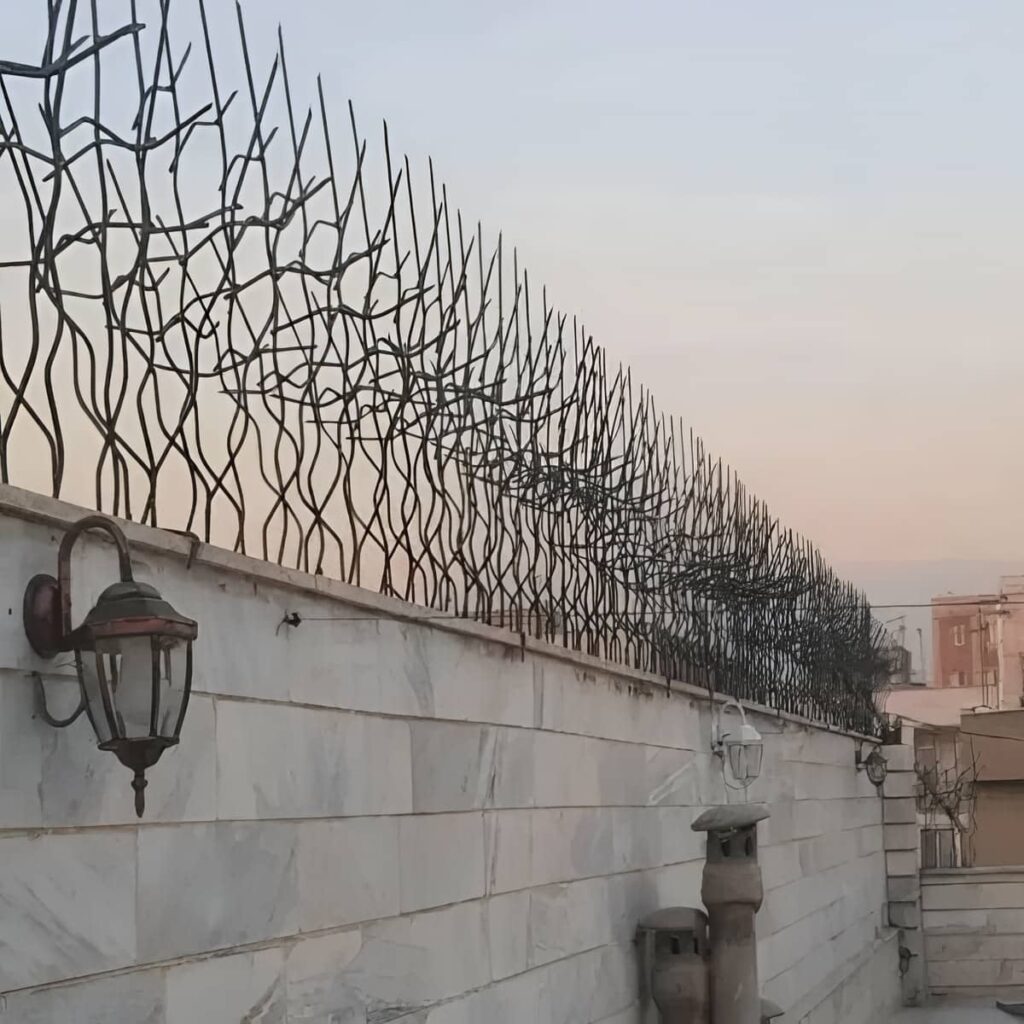 انتخاب حفاظ مناسب روی دیوار خانه ویلا و باغ