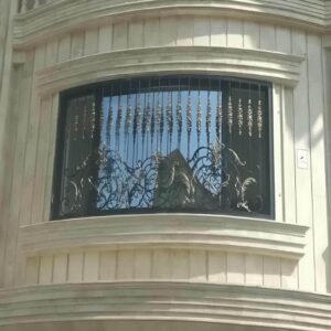 مقایسه حفاظ پنجره بازشو و ثابت برای امنیت ساختمان