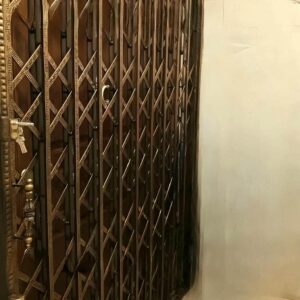 10 مدل حفاظ آکاردئونی درب واحد مسکونی