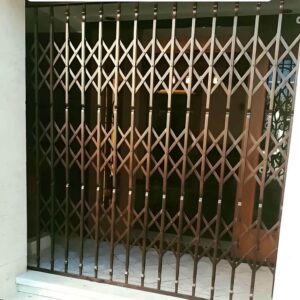 10 طرح درب آکاردئونی مشکی طلایی